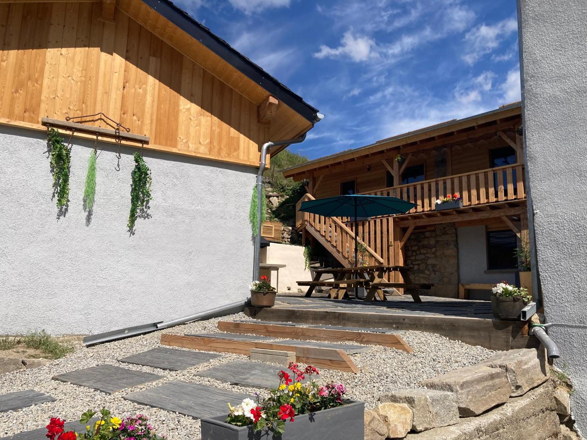 Chalet Melba Le Clos Des Ours Matemale Buitenkant foto